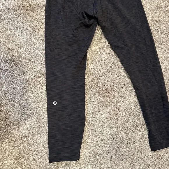 Lululemon Wunder Train 25” leggings - Picture 2 of 5